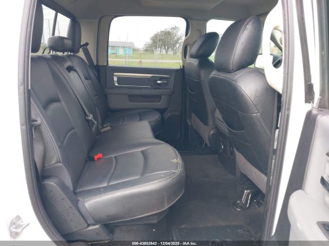 2018 RAM 1500 1C6RR6LT7JS105587 Photo 7