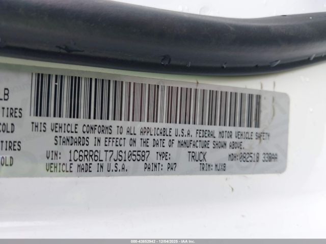 2018 RAM 1500 1C6RR6LT7JS105587 Photo 8