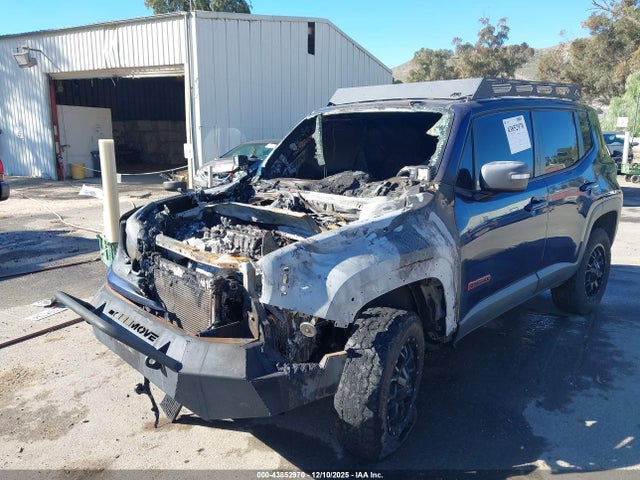 Jeep Renegade Trailhawk 2016 ZACCJBCT7GPE34187 Image 2
