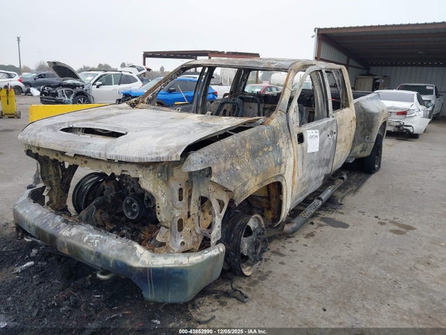 2022 CHEVROLET SILVERADO 3500HD 1GC4YTEY8NF198339 Photo 1