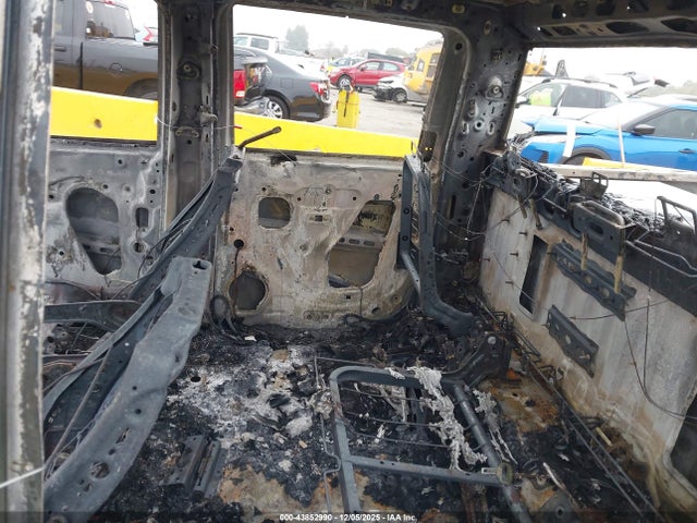 2022 CHEVROLET SILVERADO 3500HD 1GC4YTEY8NF198339 Photo 6