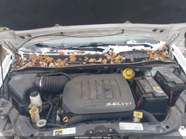 2014 CHRYSLER TOWN & COUNTRY 2C4RC1CG4ER373164 Photo 9