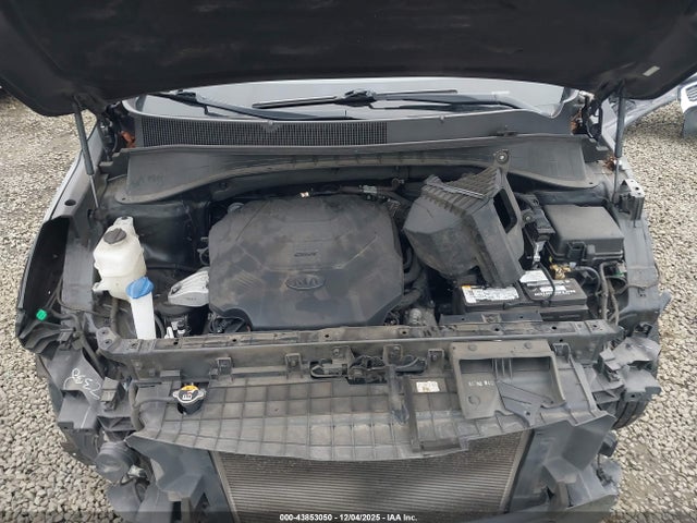 5XYPGDA59LG671953 KIA Sorento 3.3l S