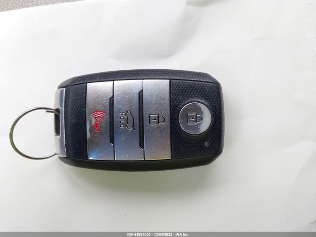 5XYPGDA59LG671953 KIA Sorento 3.3l S