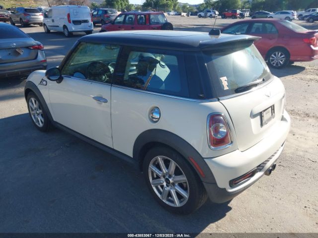 2012 MINI COOPER S WMWSV3C55CTY19086 Photo 2
