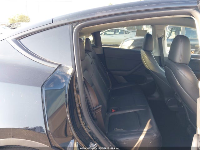 2024 TESLA MODEL Y 7SAYGDEF2RF069471 Photo 7