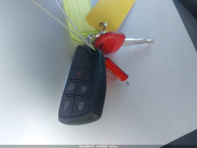 2025 CHEVROLET SILVERADO 1500 1GCRACED1SZ169752 Photo 10