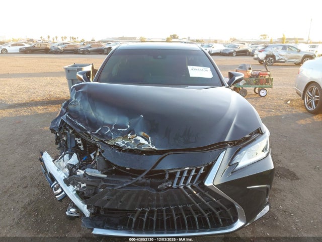 58ADA1C13PU034840 Lexus ES 300H