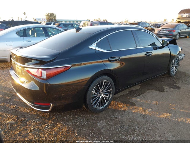 58ADA1C13PU034840 Lexus ES 300H