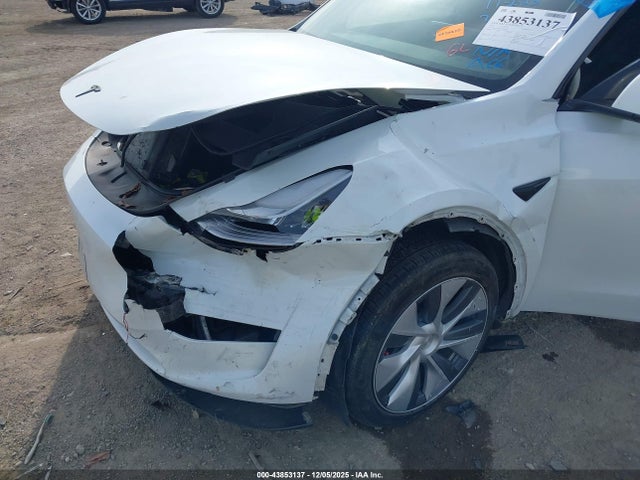 2023 TESLA MODEL Y 7SAYGDEE4PA045903 Photo 5