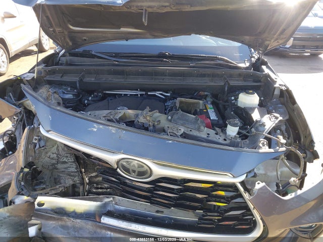 5TDGZRAH0LS005827 Toyota Highlander Xle