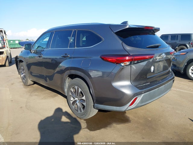 5TDGZRAH0LS005827 Toyota Highlander Xle