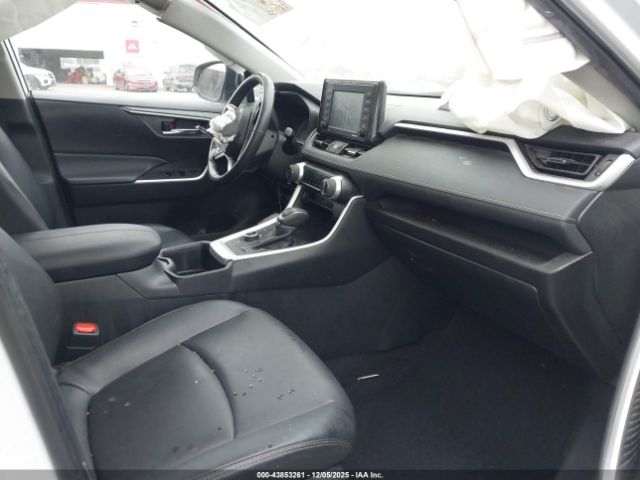 2022 TOYOTA RAV4 HYBRID 2T3B6RFVXNW036327 Photo 4