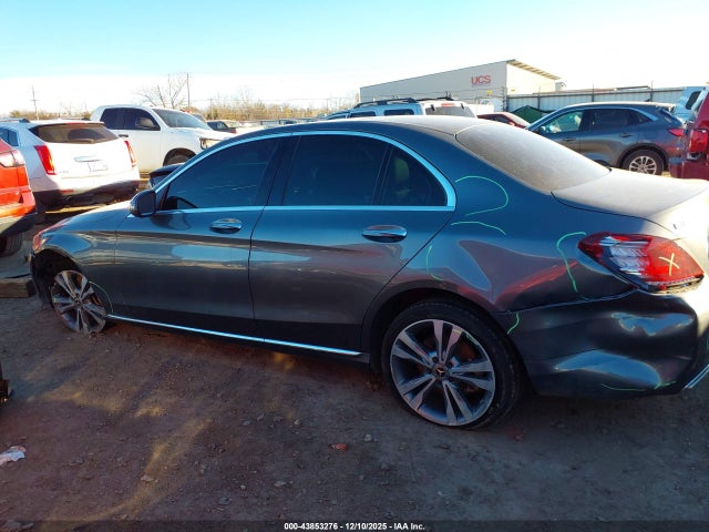 43853276 :رقم المزاد ، W1KWF8EB5MR653190 vin ، 2021 Mercedes-benz C 300 4matic مزاد بيع