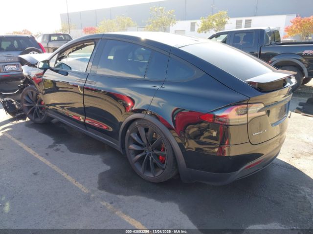 2018 TESLA MODEL X 5YJXCBE45JF106654 Photo 2