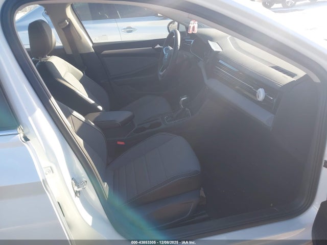 3VW7X7BU5SM090410 Volkswagen Jetta 1.5t Se