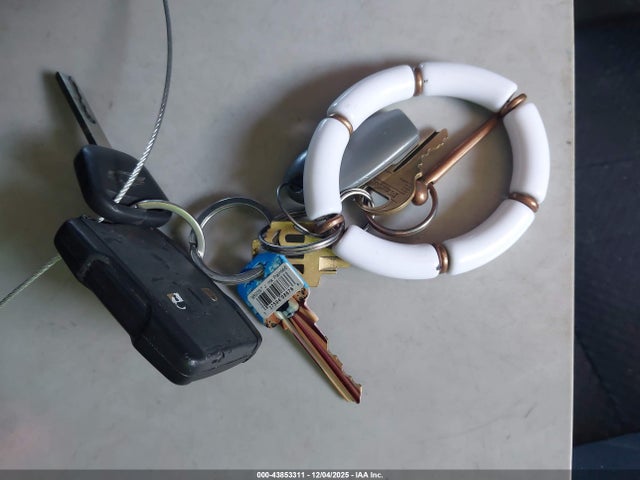 2014 CHEVROLET SILVERADO 1500 3GCUKREH1EG511637 Photo 10