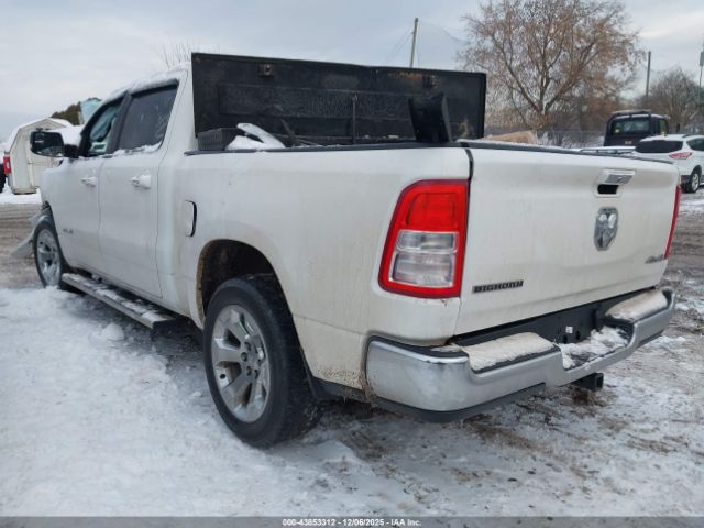 2020 RAM 1500 1C6RRFFG9LN107471 Photo 2