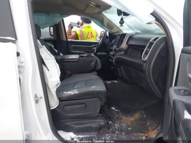 2020 RAM 1500 1C6RRFFG9LN107471 Photo 4