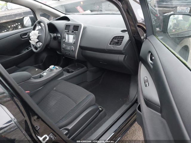 Nissan LEAF S 2017 1N4BZ0CPXHC301592 Image 5
