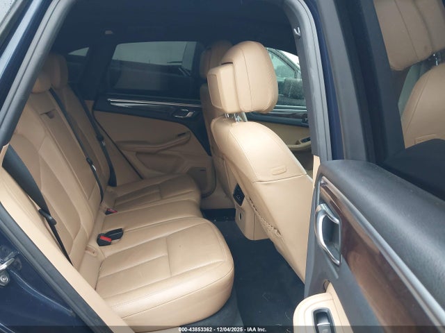 2017 PORSCHE MACAN WP1AA2A50HLB09610 Photo 7