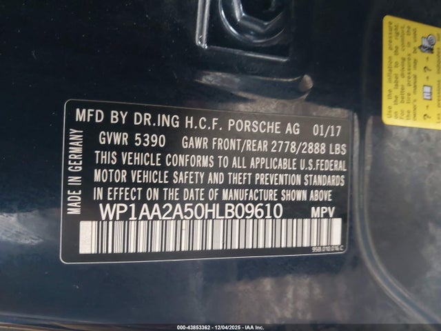 2017 PORSCHE MACAN WP1AA2A50HLB09610 Photo 8