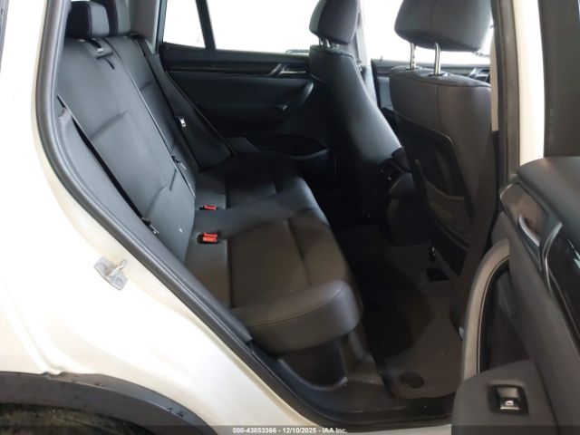 2017 BMW X3 5UXWX9C39H0W74044 Photo 7