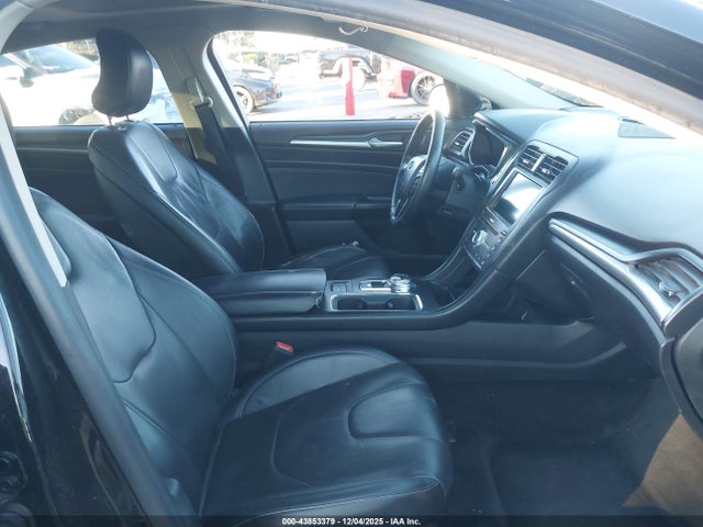 3FA6P0SU1JR161695 Ford Fusion Energi Titanium