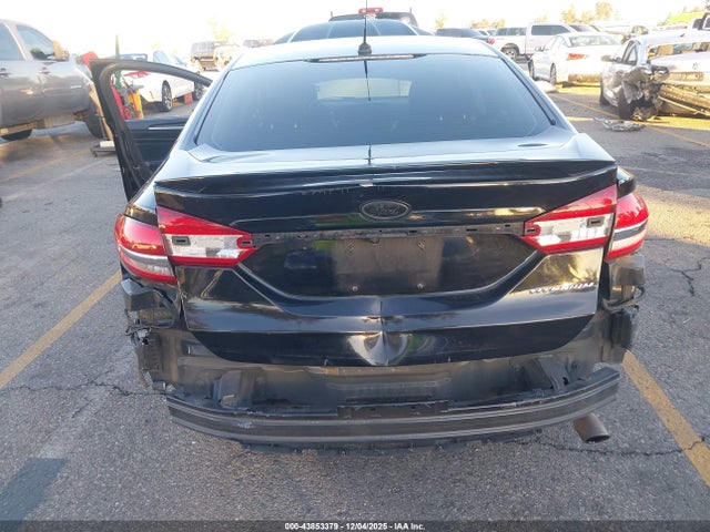 3FA6P0SU1JR161695 Ford Fusion Energi Titanium