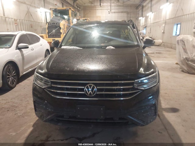 43853444 :رقم المزاد ، 3VVFB7AX6PM023302 vin ، 2023 Volkswagen Tiguan 2.0t S مزاد بيع