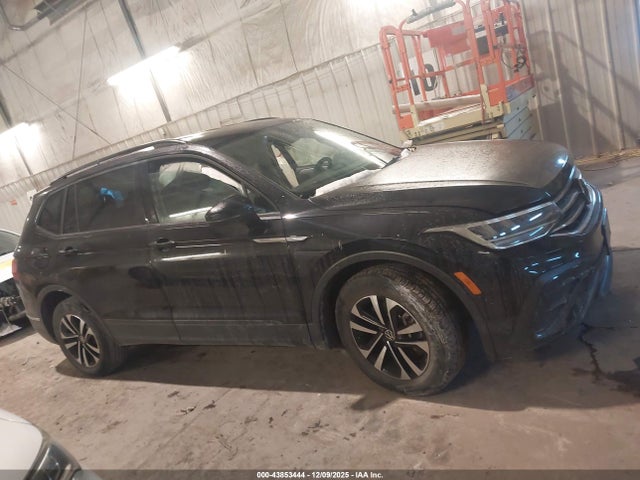 43853444 :رقم المزاد ، 3VVFB7AX6PM023302 vin ، 2023 Volkswagen Tiguan 2.0t S مزاد بيع