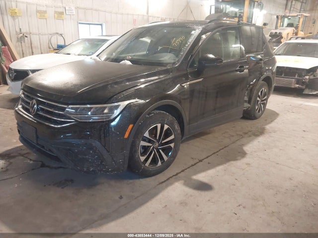 2023 VOLKSWAGEN TIGUAN 3VVFB7AX6PM023302 Photo 1