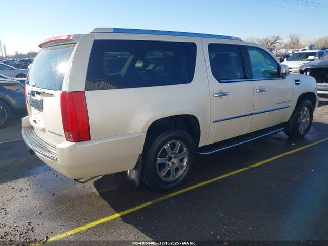2008 CADILLAC ESCALADE ESV 1GYFK66848R202393 Photo 3