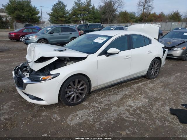 2021 MAZDA MAZDA3 3MZBPBBL8MM253154 Photo 1