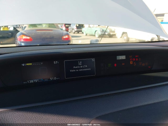 JTDKAMFUXN3176132 Toyota Prius L