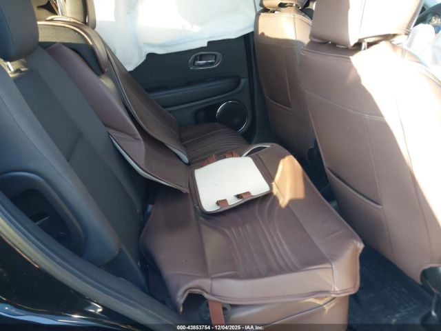 2022 HONDA HR-V 3CZRU6H5XNM775855 Photo 7