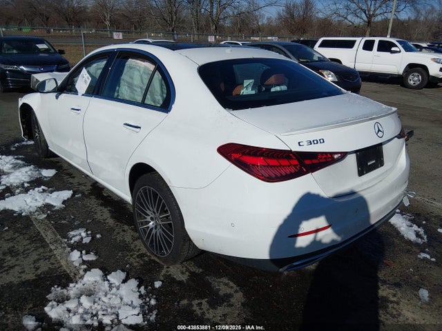 2023 MERCEDES-BENZ C 300 W1KAF4HB5PR095425 Photo 2