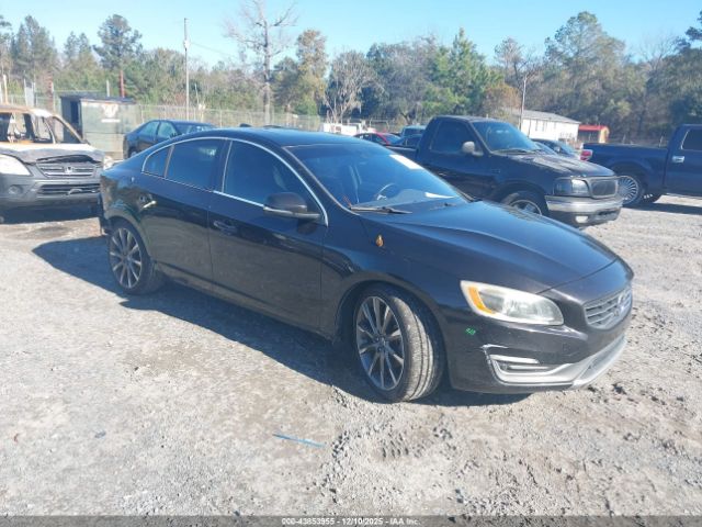 2015 VOLVO S60 YV140MFB9F1316480 Photo 0