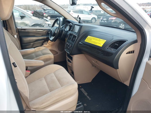 2C4RDGBG7GR209847 Dodge Grand Caravan Se