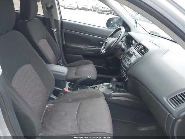 2017 MITSUBISHI OUTLANDER SPORT JA4AP3AU3HZ066921 Photo 4