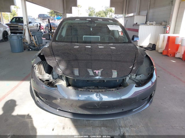5YJ3E1EA3MF869933 Tesla Model 3 Standard Range Plus Rear-wheel Drive