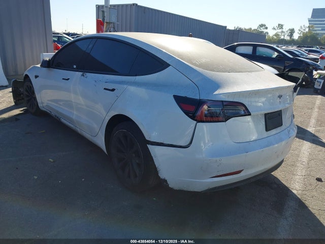 2021 TESLA MODEL 3 5YJ3E1EB0MF926646 Photo 2