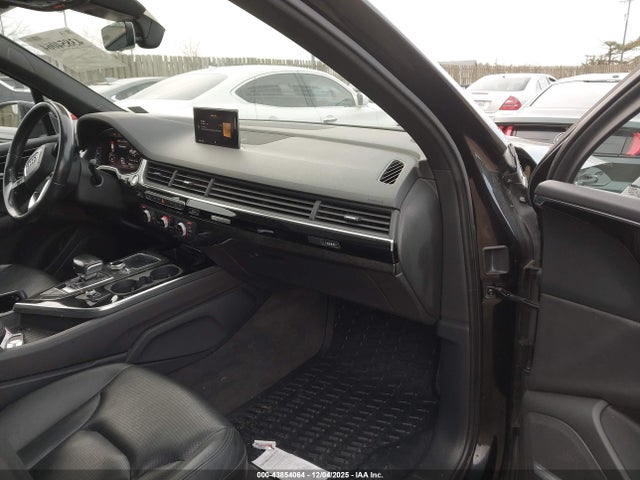 2018 AUDI Q7 WA1LAAF78JD013393 Photo 4
