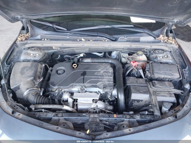 1G1ZD5ST3LF089136 Chevrolet Malibu Fwd Lt