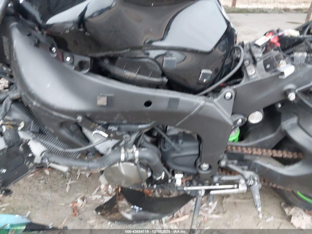 JKBZXJE17GA019312 Kawasaki Zx636 E