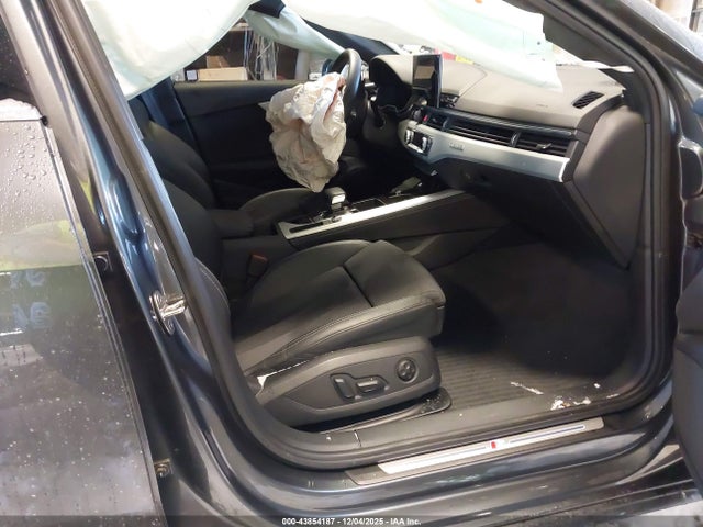 2022 AUDI A4 WAUEAAF48NA015198 Photo 4