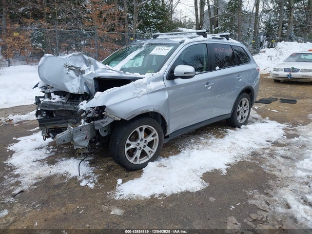 2015 MITSUBISHI OUTLANDER JA4AZ3A32FZ012024 Photo 1