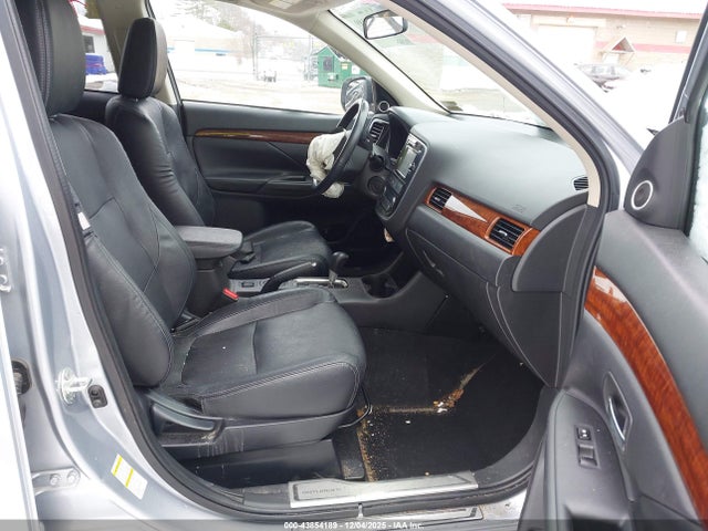 2015 MITSUBISHI OUTLANDER JA4AZ3A32FZ012024 Photo 4