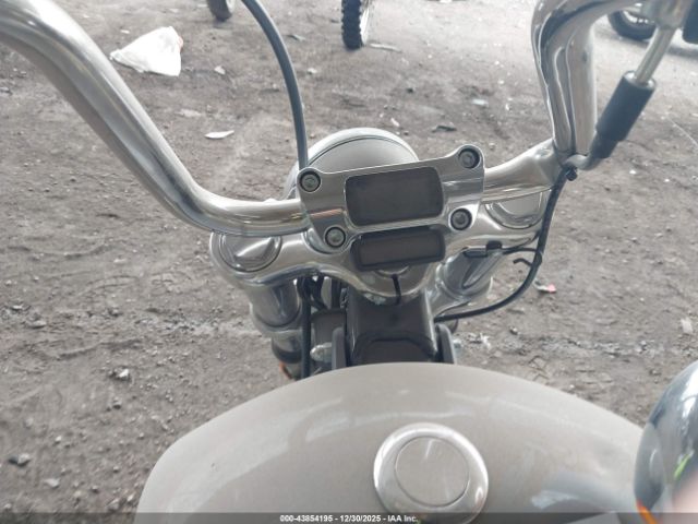 2024 HARLEY-DAVIDSON FXST 1HD1BVJ1XRB055283 Photo 6