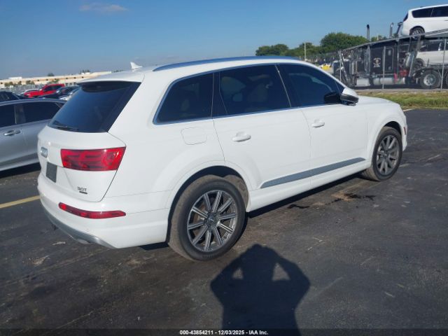 2018 AUDI Q7 WA1LABF7XJD008511 Photo 3